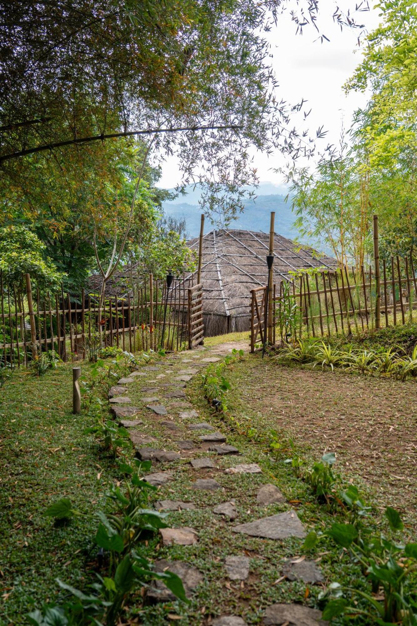 Готель The Mudhouse Marayoor Муннар Екстер'єр фото